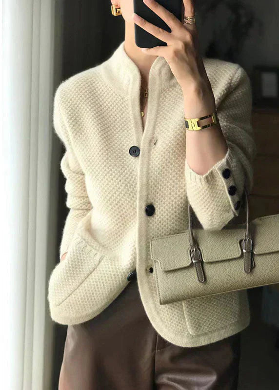 Selma | Klassische Damen-Strickjacke mit Knöpfen
