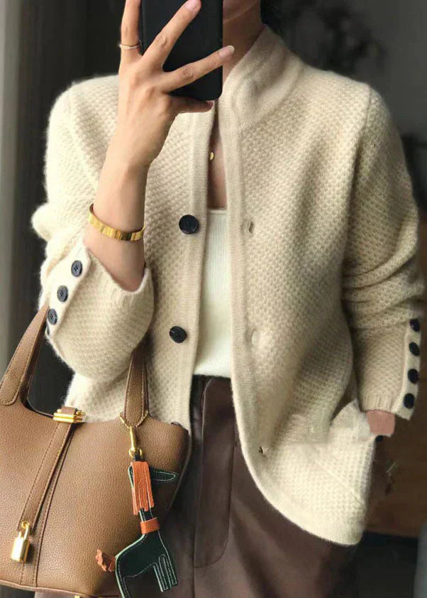 Selma | Klassische Damen-Strickjacke mit Knöpfen