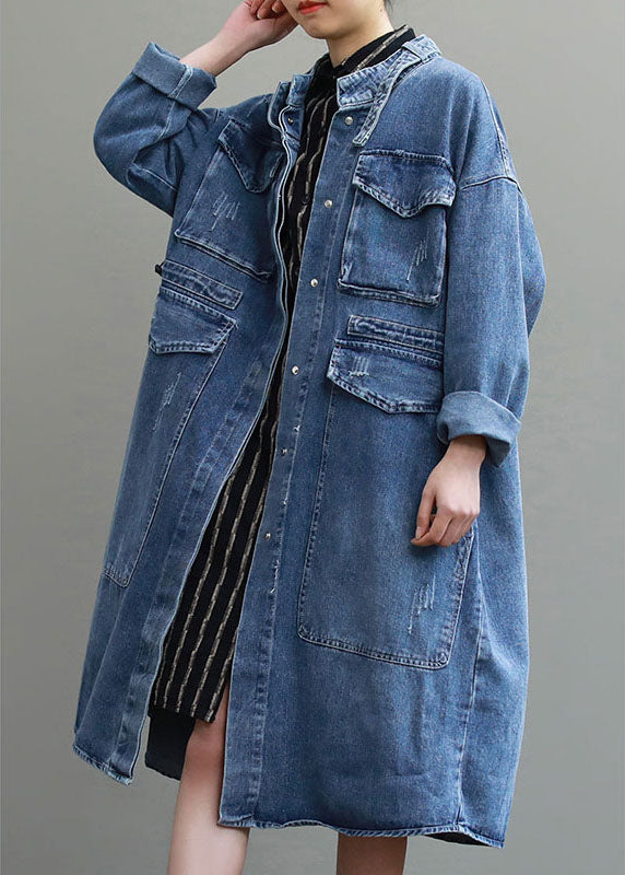 Denim-Mantel mit Taschen und Knöpfen im Vintage-Herbststil
