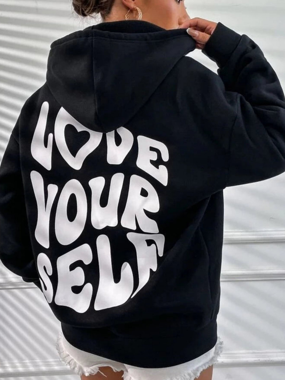 Lea | Lässiger Damen Hoodie Streetwear Winter Edition