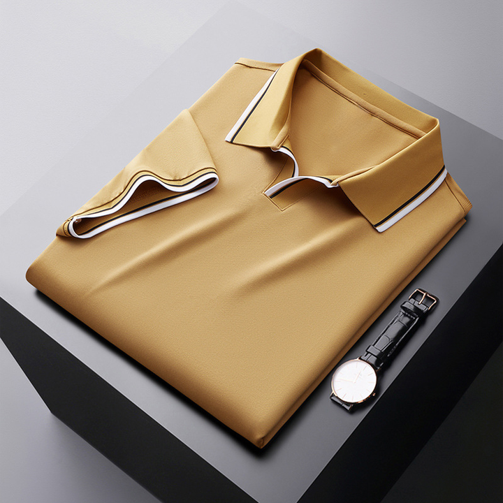 Seidenbreeze Poloshirt für elegante Sommerlooks