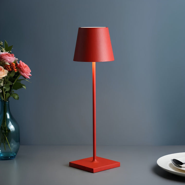 Verstellbare hohe Tischlampe für stilvolle Beleuchtung