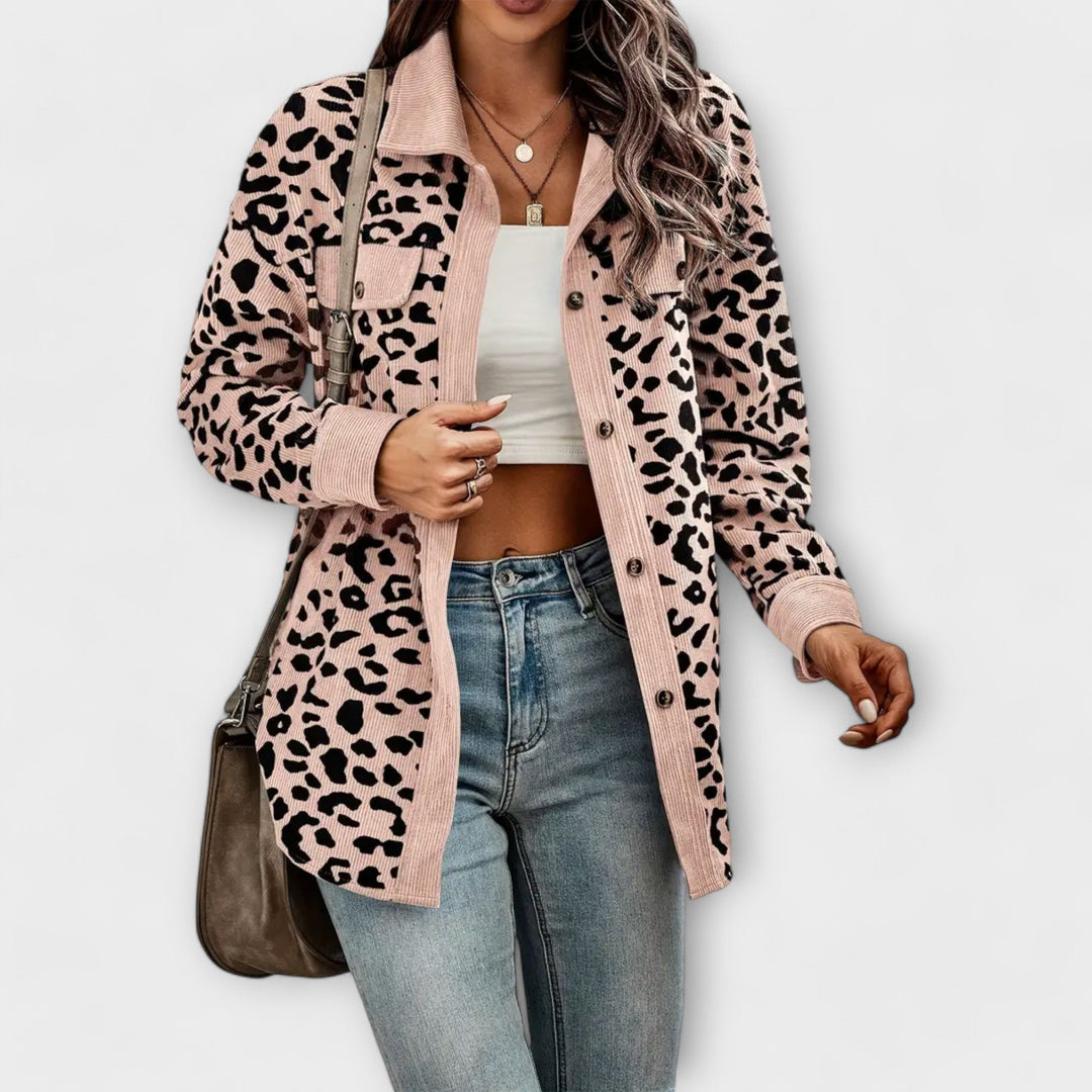 Mila | Damen Hemdjacke mit modernem Leopardenmuster
