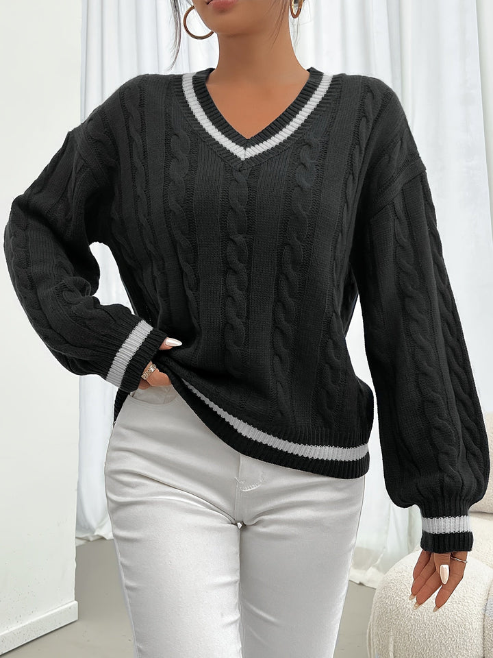 Kaya | Klassischer V-Ausschnitt Pullover für Damen