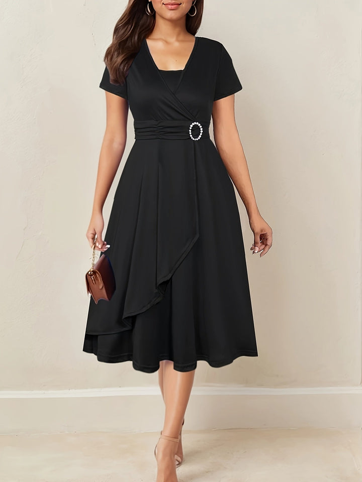 Elisa | V-Ausschnitt Midikleid mit asymmetrischem Saum