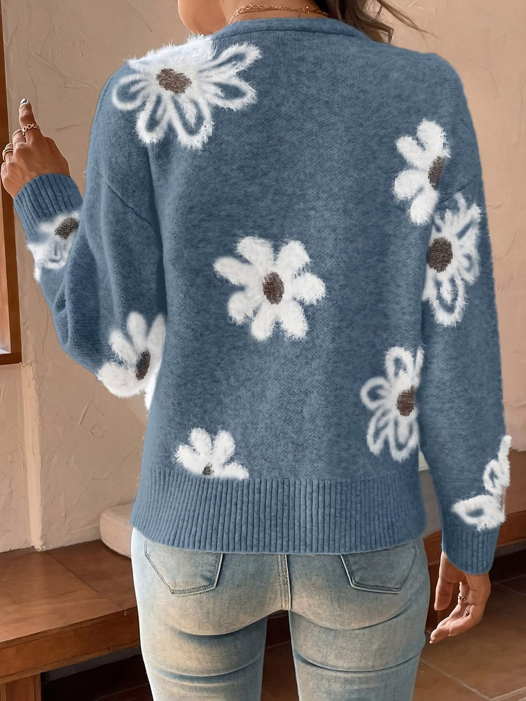 Julia | Florale Strickjacke für feminine Looks