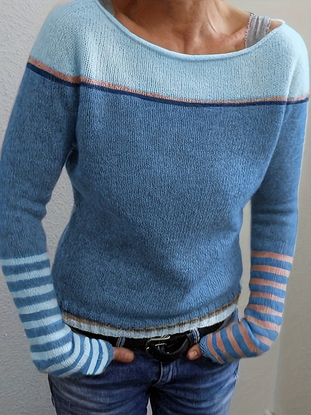 Greta | Eleganter Damen Pullover breit und gestreift