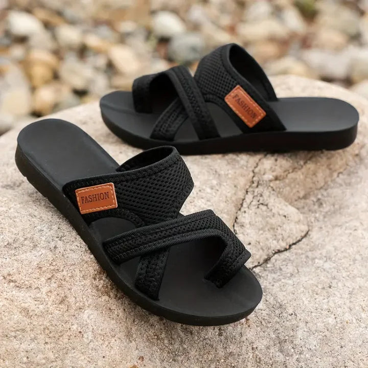 Celia | Perforierte Mesh-Sandalen mit Komfortsohle