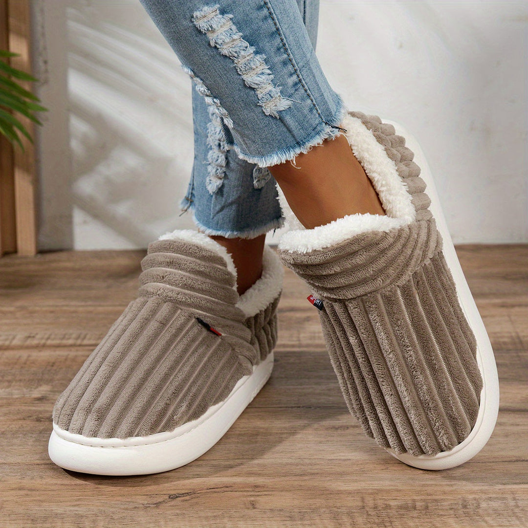 Lina | Gemütliche Plüsch-Pantoffeln für Damen