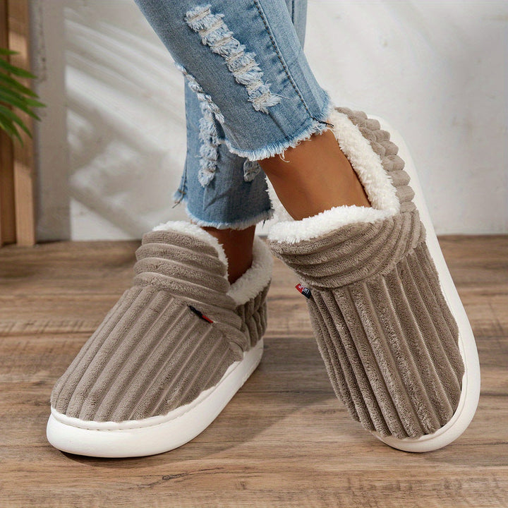 Lina | Gemütliche Plüsch-Pantoffeln für Damen