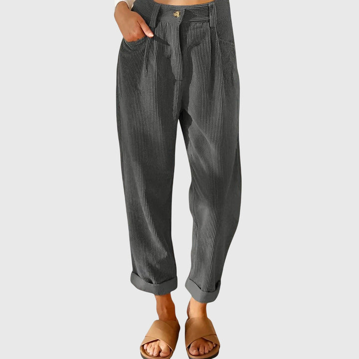 Mara | Damen Cordhose stylisch modern elegant