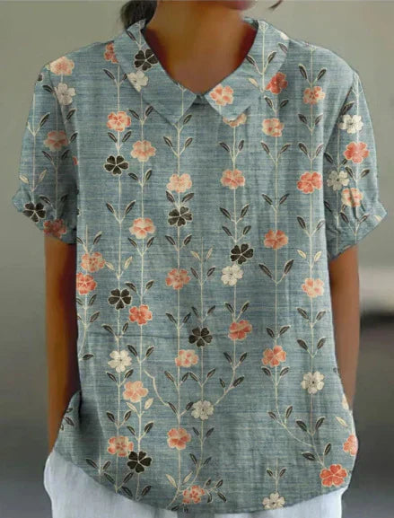 Sally | Süße Bluse mit pastoralem Blumenmuster
