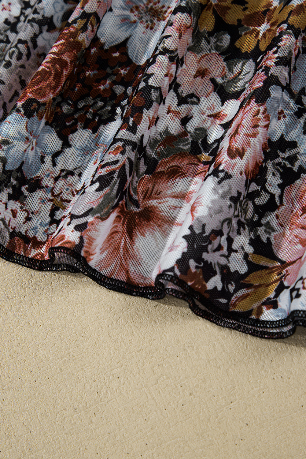 Theresa | Netzbluse mit floralem Muster für Damen