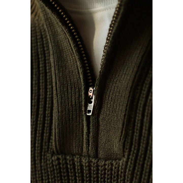 Ami Kaji | Modischer Rollkragenpullover im EU-Stil