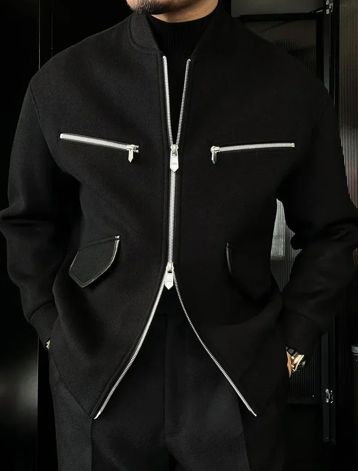 Jacke mit Reißverschlusstaschen und Kapuze