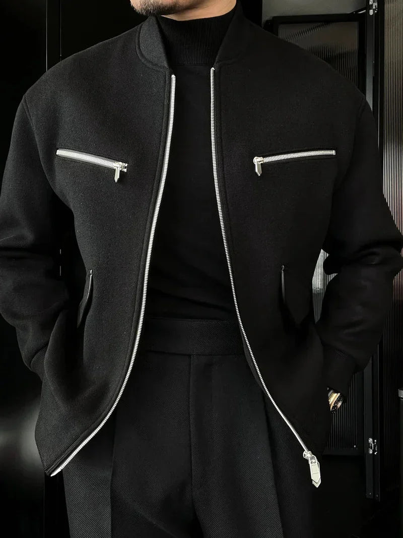 Jacke mit Reißverschlusstaschen und Kapuze