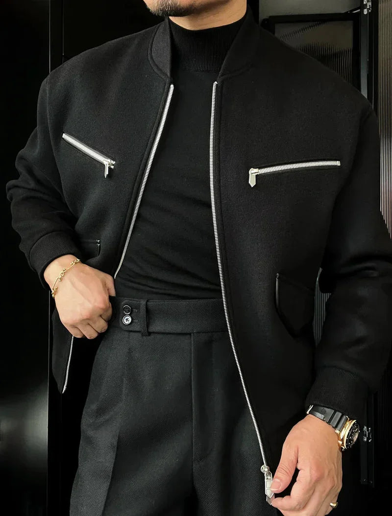 Jacke mit Reißverschlusstaschen und Kapuze