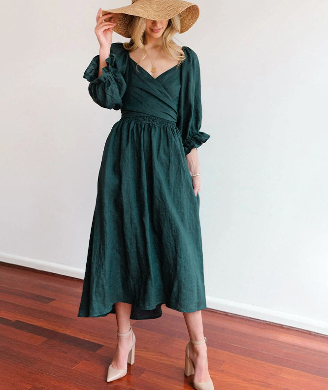 Französisches Kleid mit Laternenärmeln