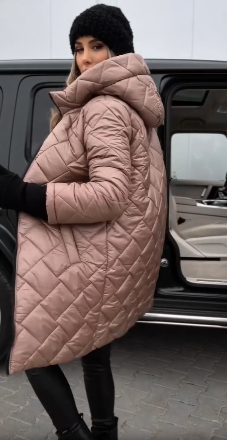 Clara | Gestepptes Damen Kapuzenjacke modern stilvoll