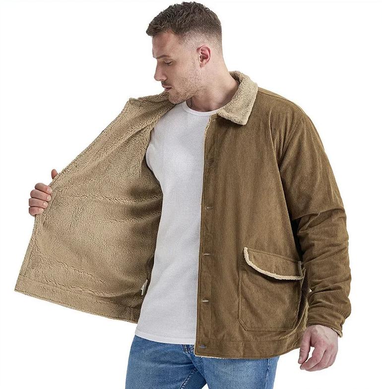 Stylische Kordjacke für Männer in Herbstfarben