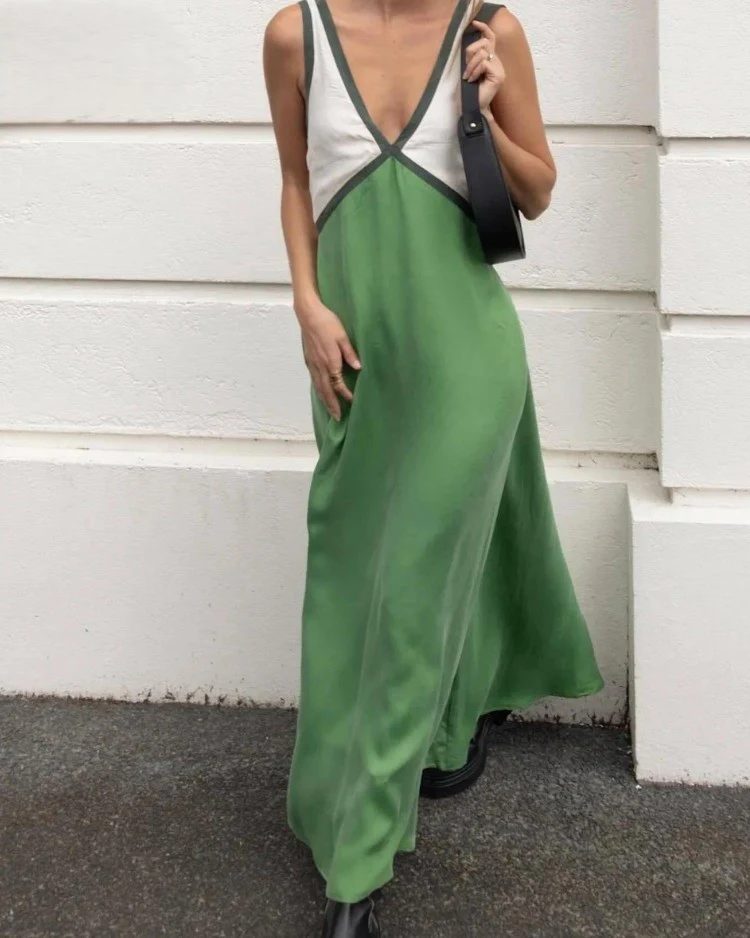 Vina | Kleid mit V-Ausschnitt und Komfort