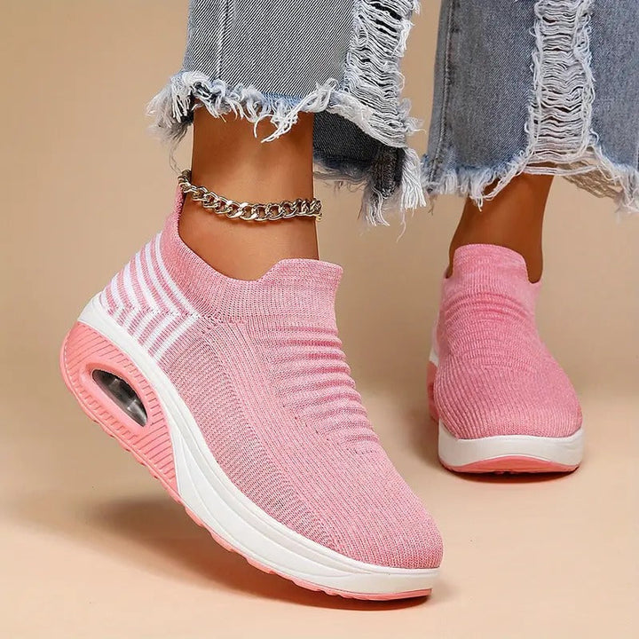 CloudWalk | Atmungsaktive Damenturnschuhe mit extra Fußstütze