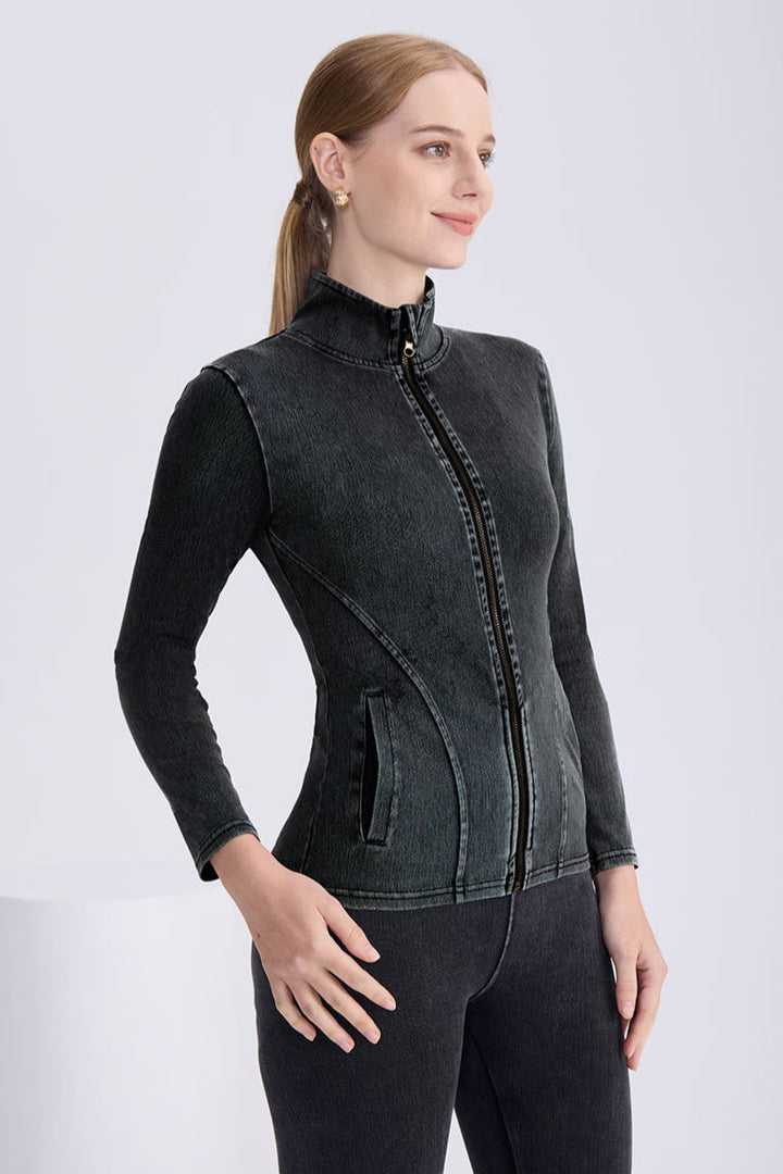 Schmal geschnittene Jeansjacke im Vintage-Look