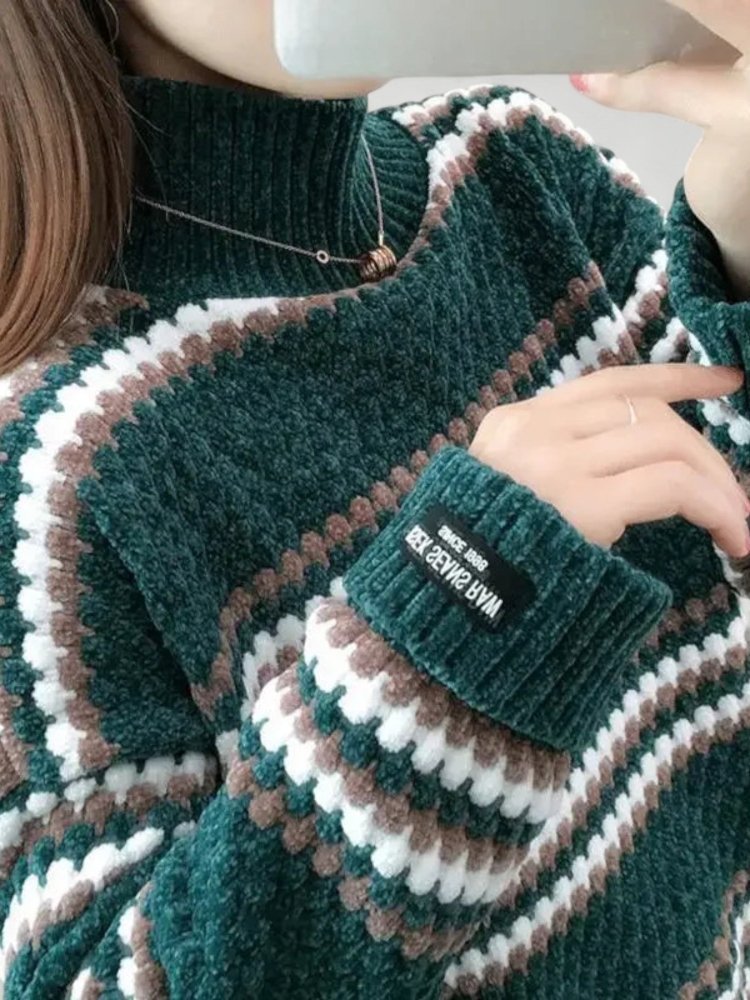 Alina | Moderner Kragenpullover für Wintertage