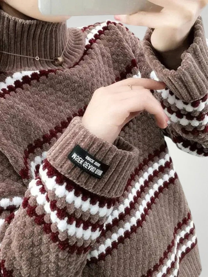 Alina | Moderner Kragenpullover für Wintertage
