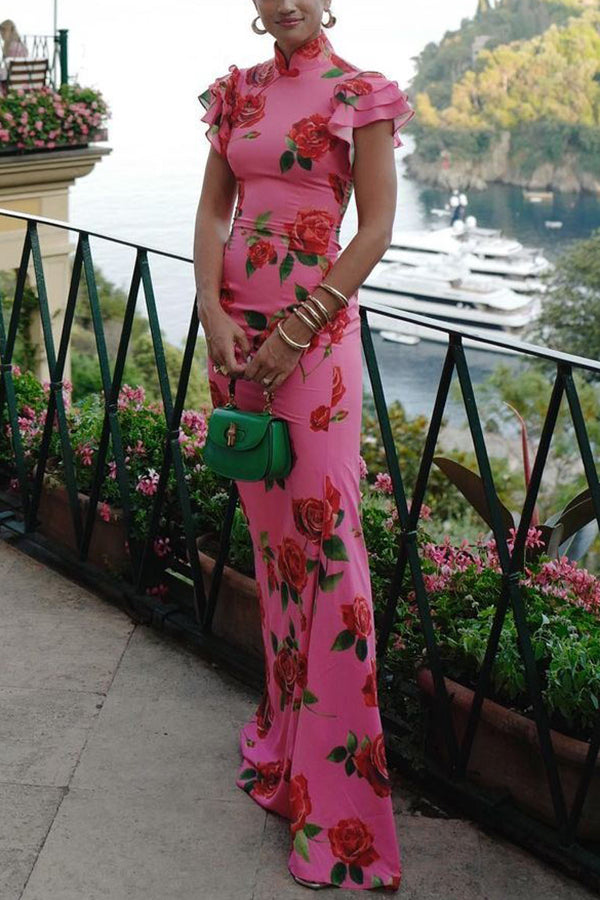 Thenka | Kleid mit Stehkragen und ausgestellten Ärmeln