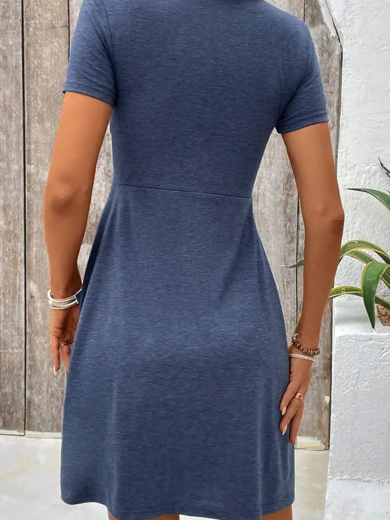 Mila | Kurzarm V-Ausschnitt Twistkleid