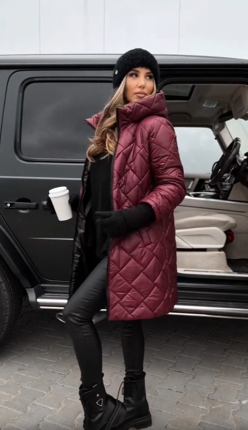Clara | Gestepptes Damen Kapuzenjacke modern stilvoll