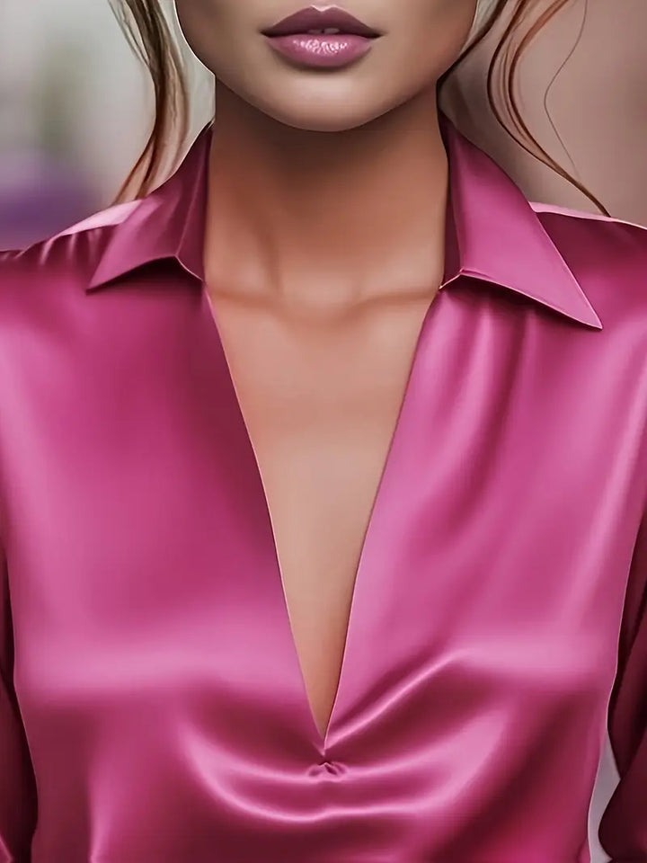 Lena | Damenbluse mit modernem V-Ausschnitt