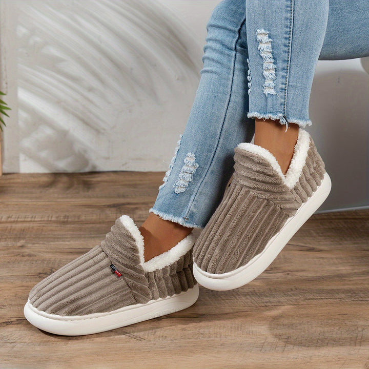 Lina | Gemütliche Plüsch-Pantoffeln für Damen