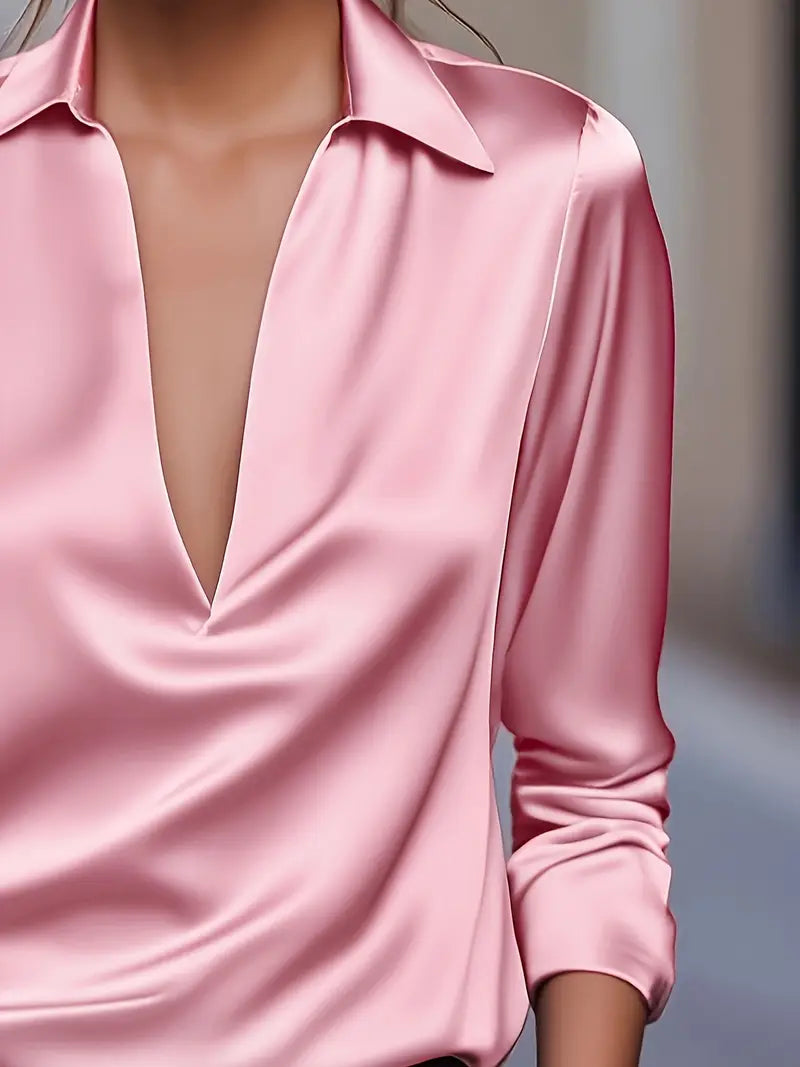 Lena | Damenbluse mit modernem V-Ausschnitt