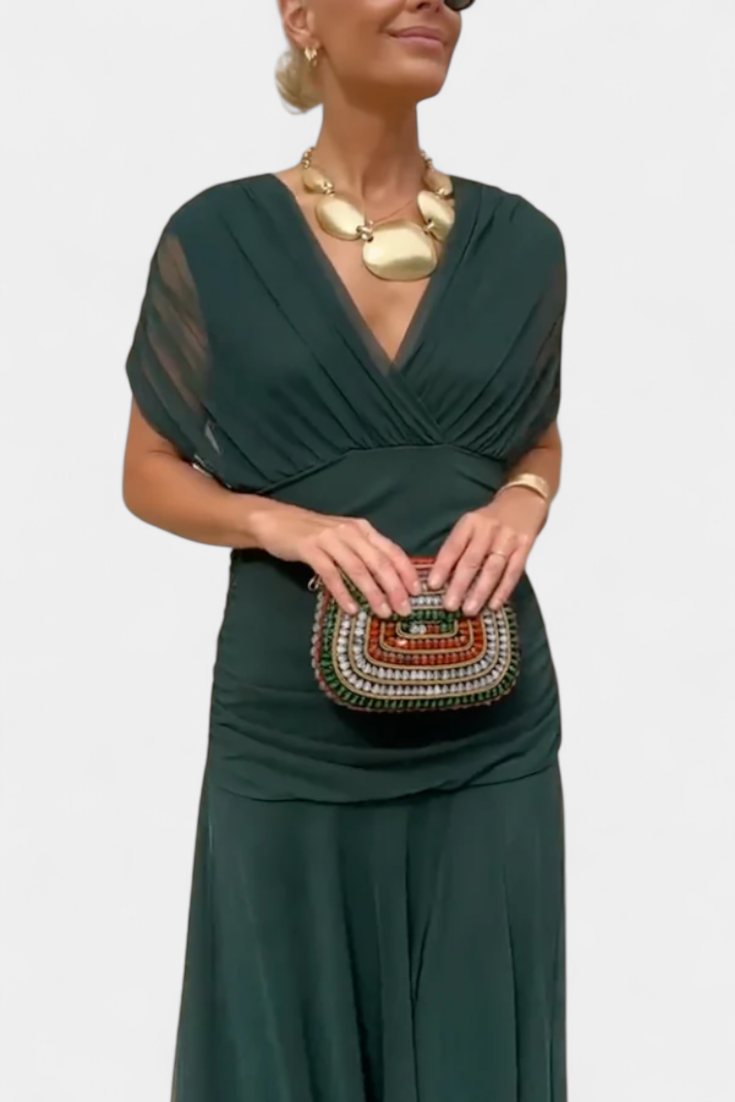 Nina | Zeitloses Kleid mit schmeichelnder Passform