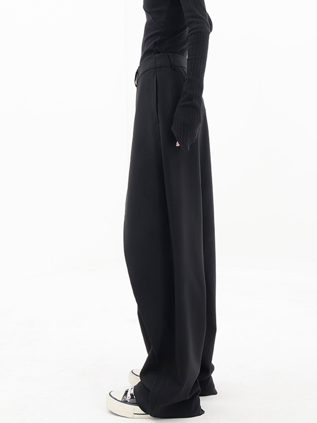 Lena | Asymmetrische Baggyhose mit modernem Look
