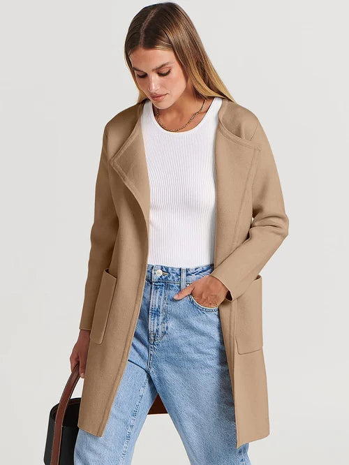 New Style Manteljacke Mit stilvollen Klappen