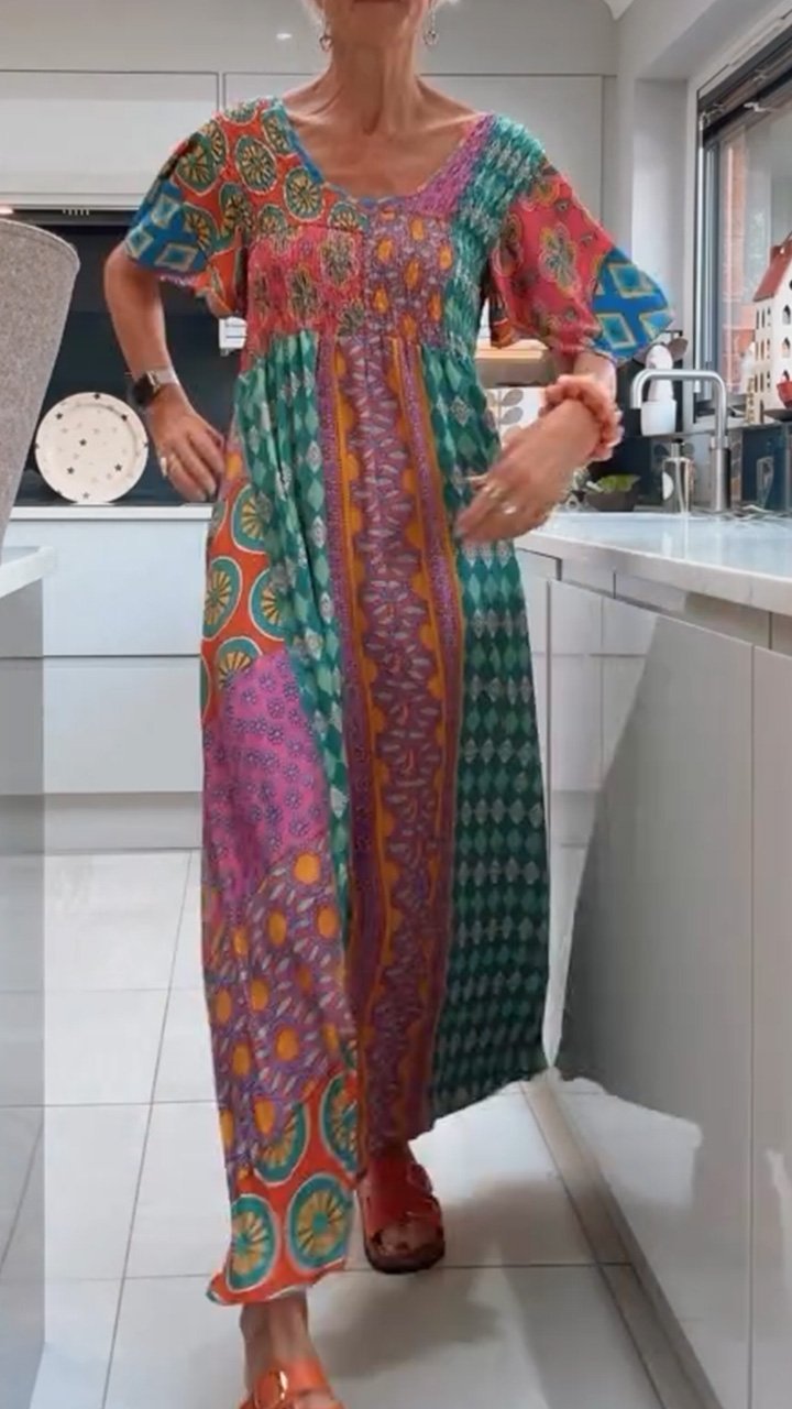 Isabella | Paisley Muster Kleid mit fließender Linie