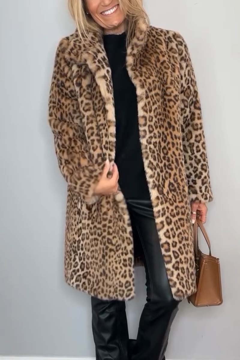 Liesa | Leopardenmantel mit Knopfleiste und flauschigem Innenfutter