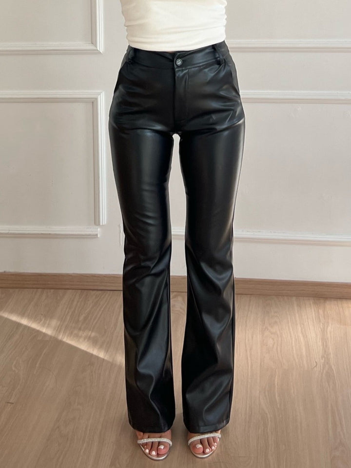KAYLA | Modische Damenlederhose für den Herbst