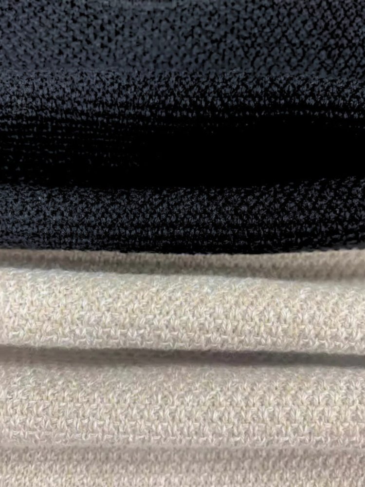Antonia | Lässiger Pullover mit femininer Silhouette