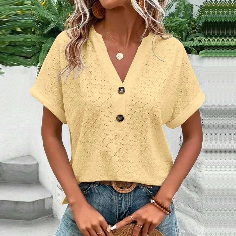 V-Ausschnitt Shirt für Damen in modernem Look
