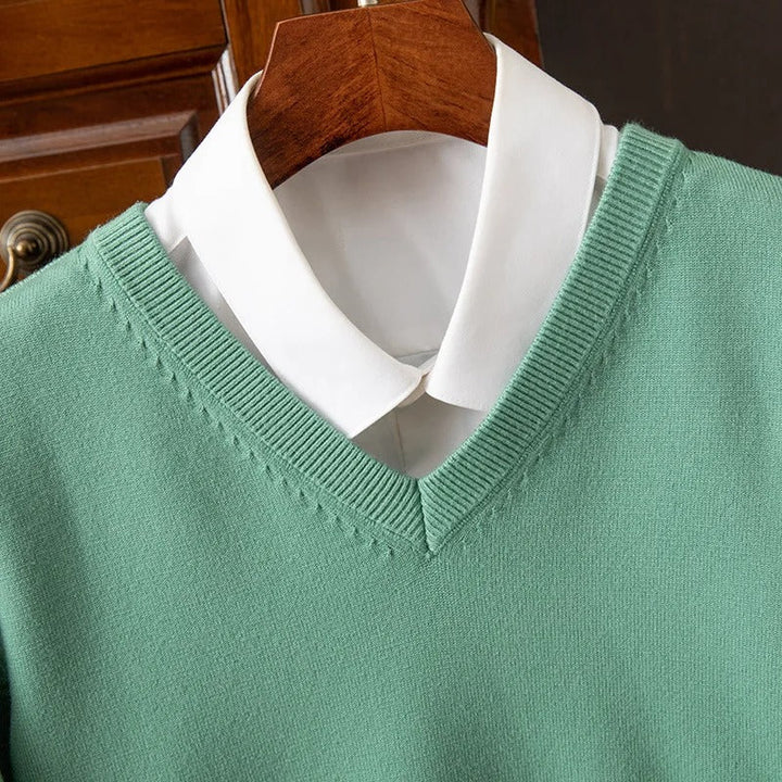 Finn | Klassischer V-Neck Kaschmir Pullover Herren