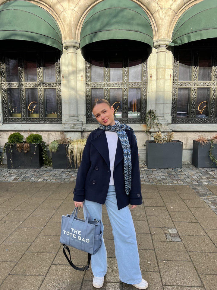 Mila | Bequeme Freizeitjacke mit Kapuze