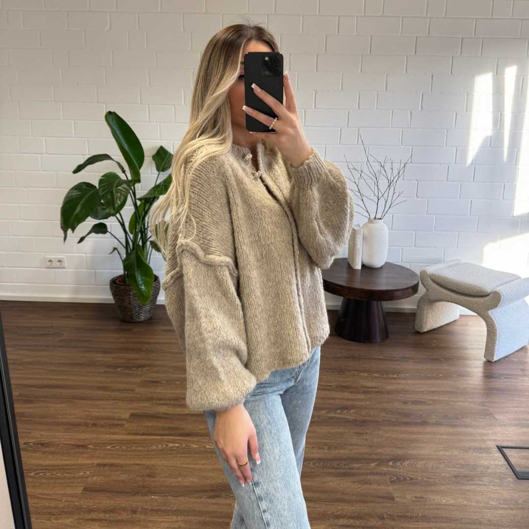 Chiara | Übergroße Damenstrickjacke mit Taschen