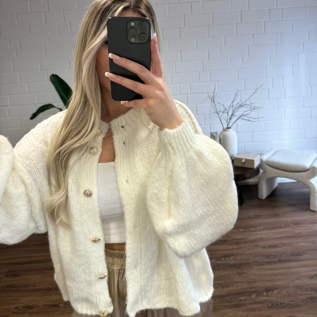 Chiara | Übergroße Damenstrickjacke mit Taschen