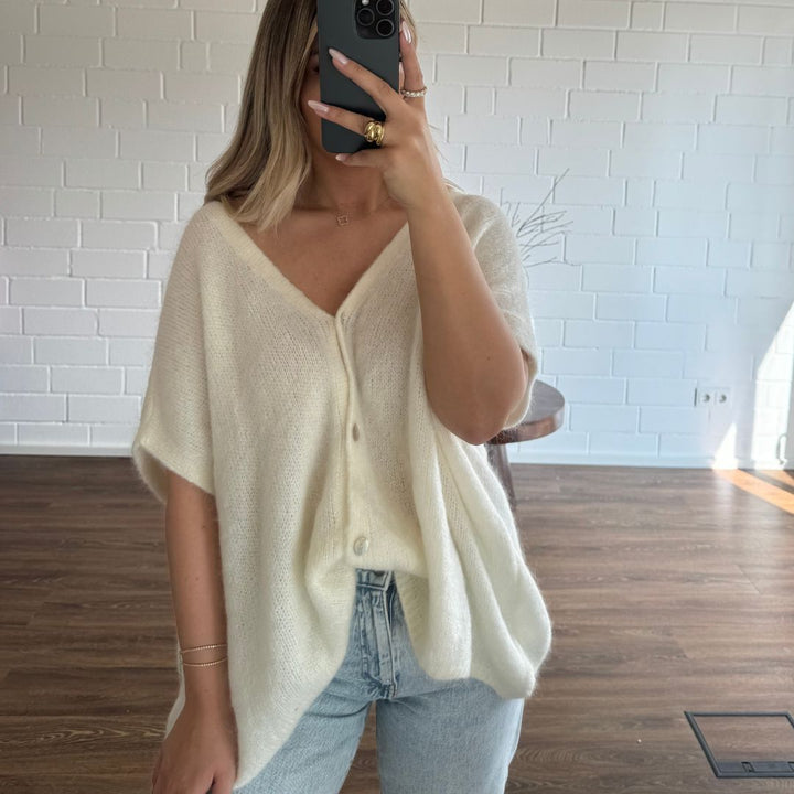 Marenza | Modische Damenstrickjacke mit Knöpfen