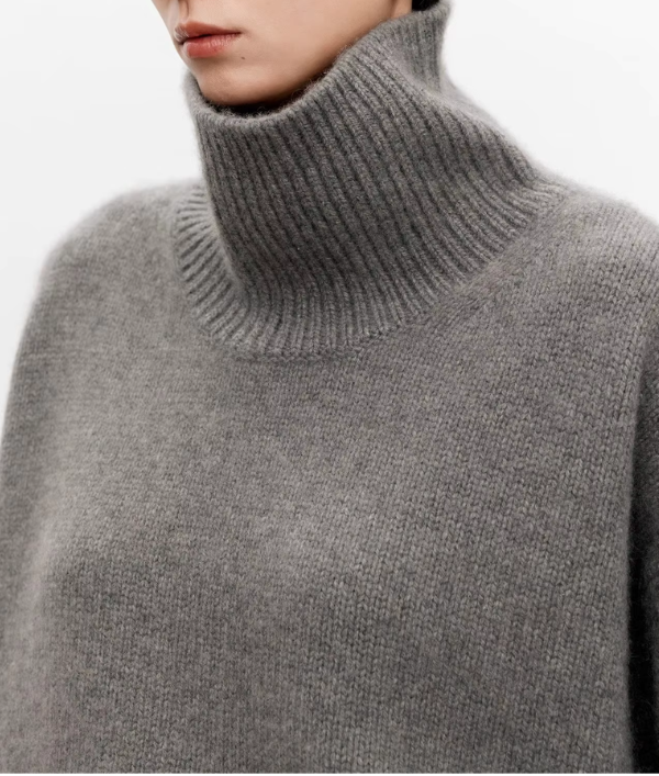 Mia | Eleganter Pullover für Damen mit Rollkragen