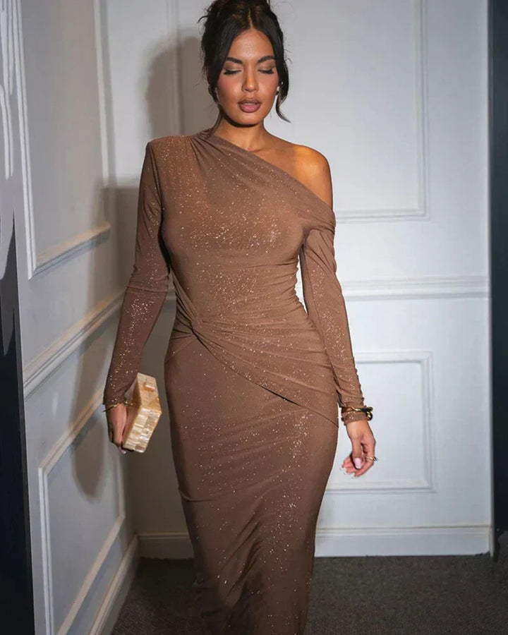 Selina | Edles Maxikleid mit zartem Schimmerstoff